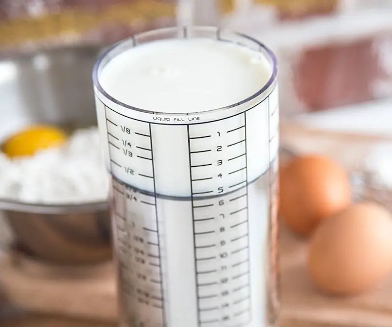 Adjustable Measuring Cup