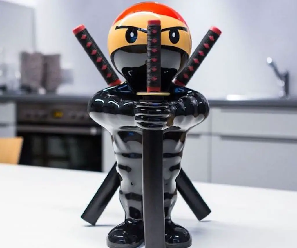 Ninja Knife Block